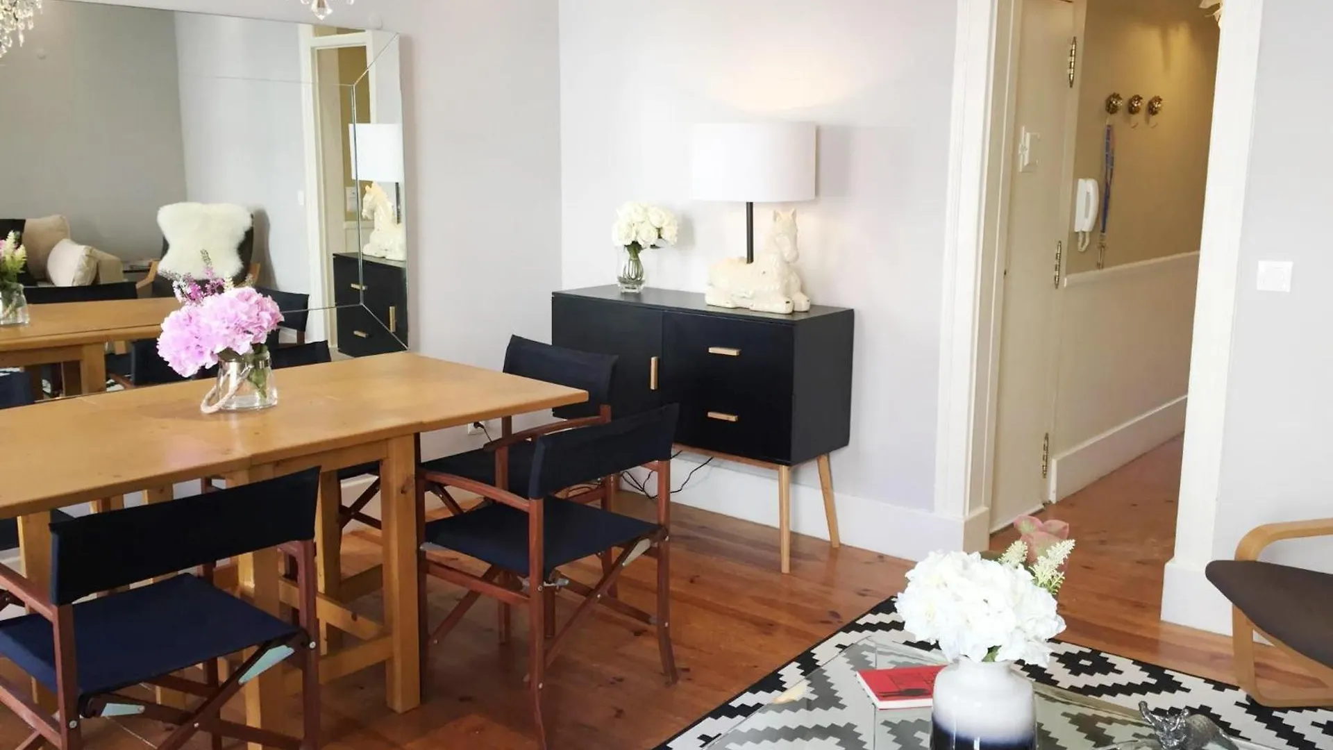 Sm2 Romantic Home By The Gardens Pr Real & Bairro Alto Lisbon