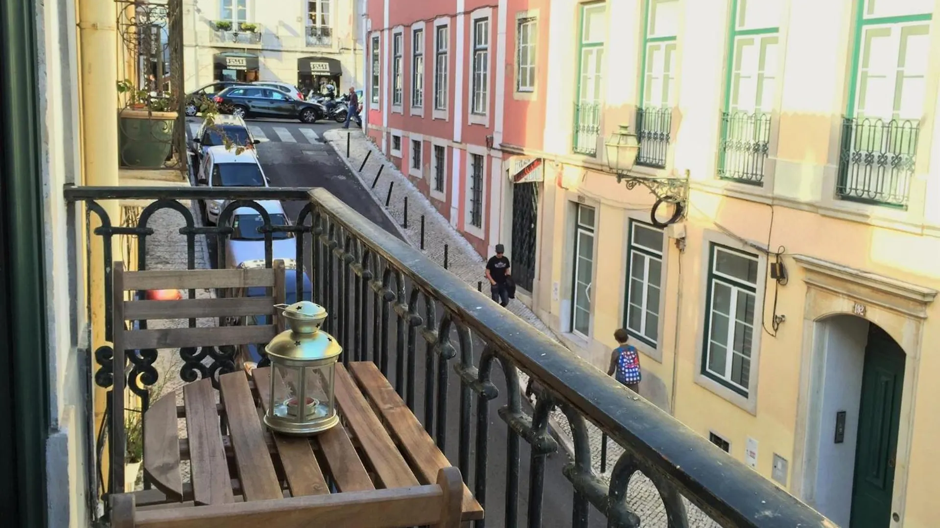Apartment Sm2 Romantic Home By The Gardens Pr Real & Bairro Alto Lisbon Portugal
